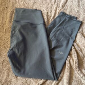 EUC Alo Yoga 7/8 airlift legging